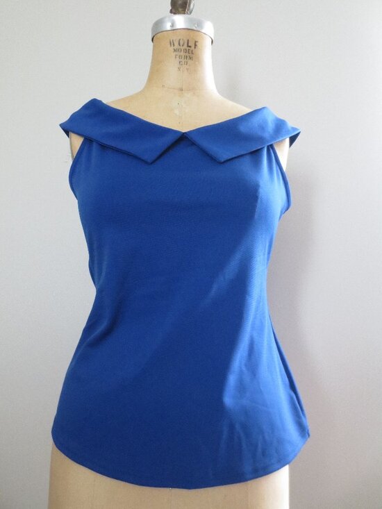 Unique Vintage Tops - Unique Vintage 1950s Retro Blue Top - NWOT